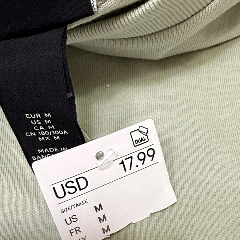 Men's Light Green T-Shirt H&M OVERSIZED-FIT T-SHIRT - Picture 7 of 8